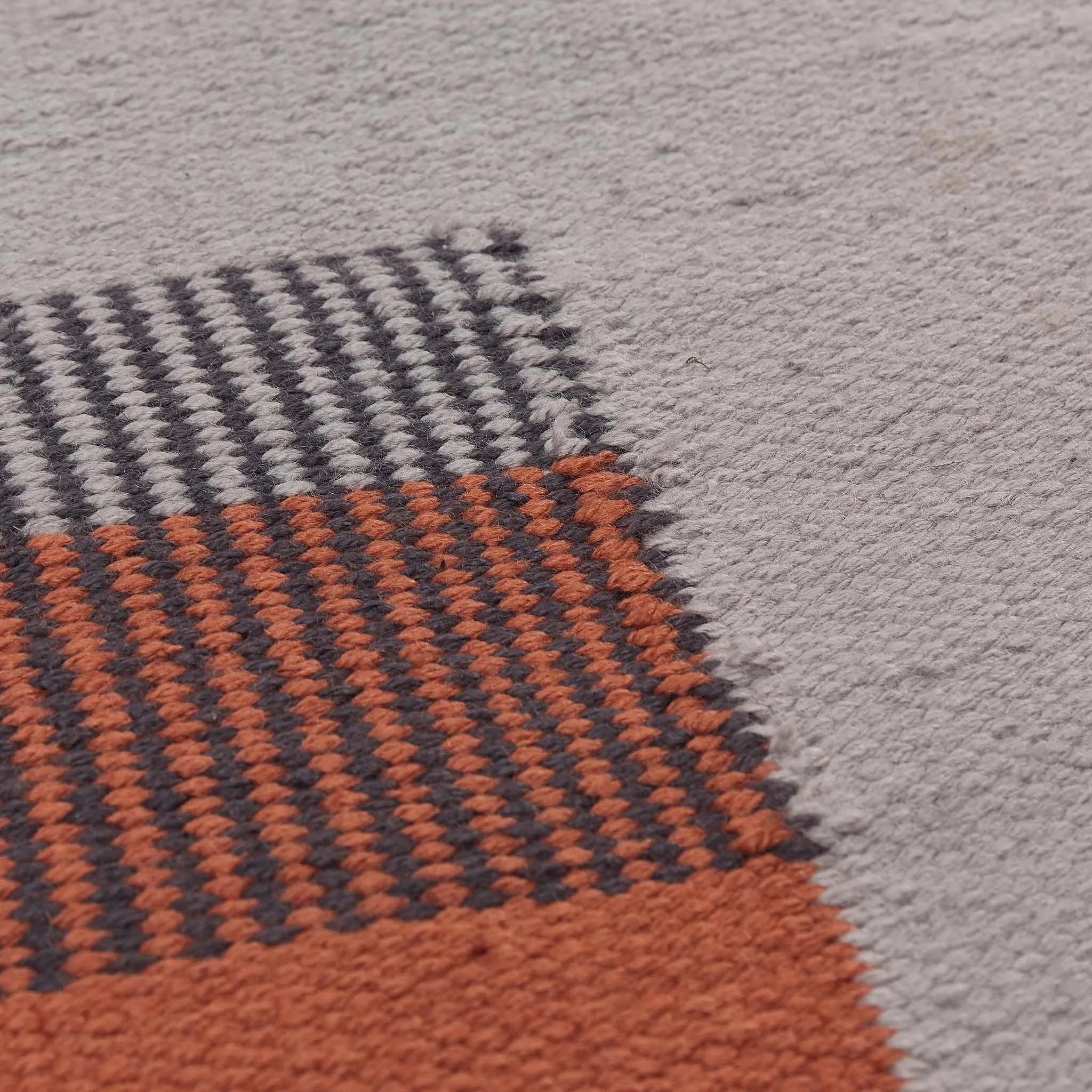 Indari Outdoor Rug [Dark grey blue/Pigeon blue/Terracotta]